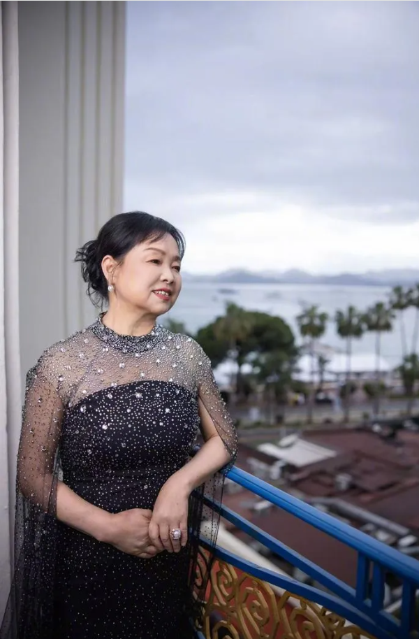 苏敏“出走”戛纳